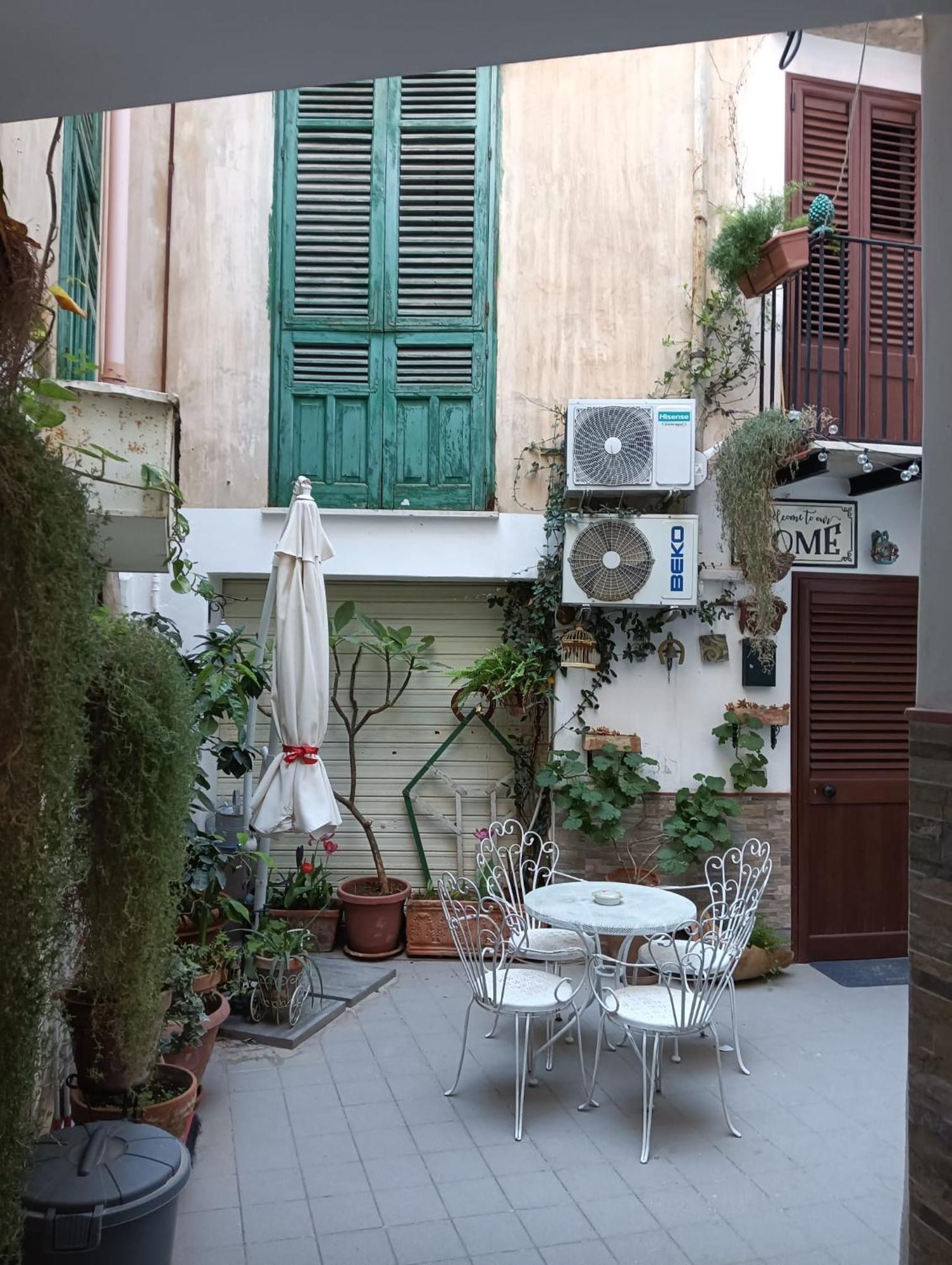 Daria'S Home Apartament Palermo Exterior photo